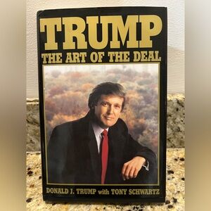 Trump: The Art of the Deal - Donald J. Trump 1987
Random House True lst
Edition